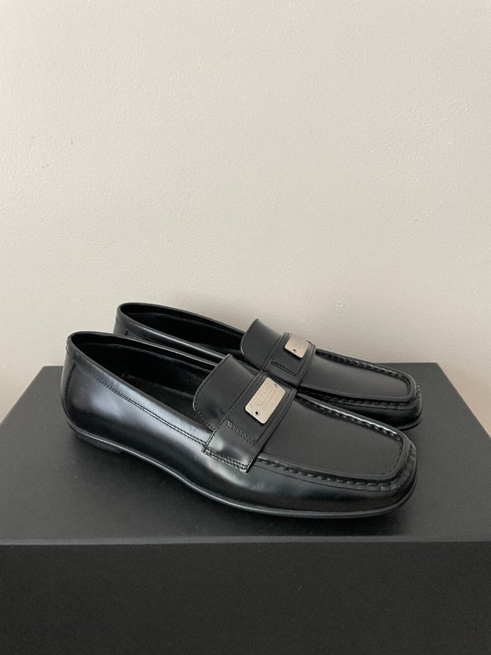 COACH Cowhide Leather Loafers Flats NEW